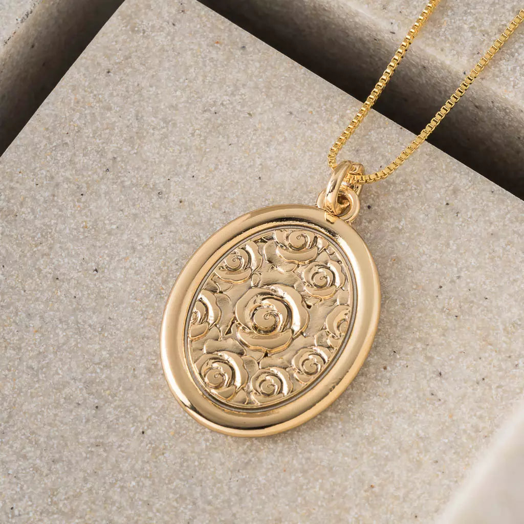 Medium Venetian Chain Necklace - Protection/Affection/Love/Dedication Medal - Gold
